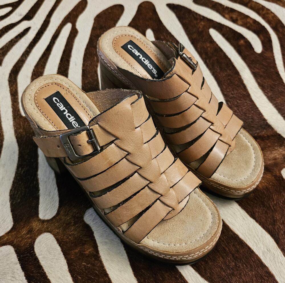 Vintage Candies Y2K 90s Platform Chunky Heel Wooden Suede Sandals Women’s 9